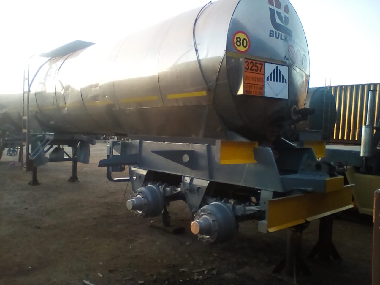 Bulk tanker trailer — full respray